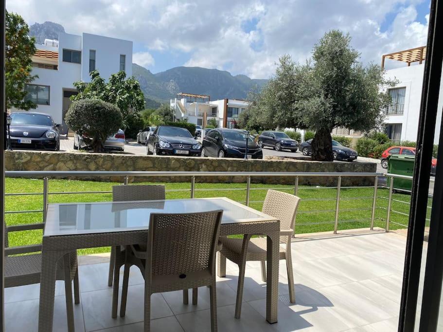 Girne/Zeytinlik 2+1 Muhtesem Terasli Daire Ngoại thất bức ảnh
