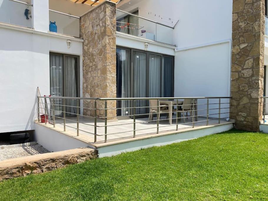 Girne/Zeytinlik 2+1 Muhtesem Terasli Daire Ngoại thất bức ảnh